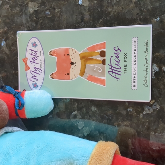 My petit Atticus the Fox stuffed animal collectible NWT - Picture 3 of 6
